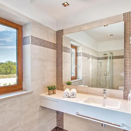 4 Bedroom Awesome In Trosti Heki