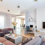 4 Bedroom Awesome In Trosti Tatil Evi Heki